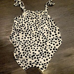 Old Navy Black & White Romper 3-6 months
